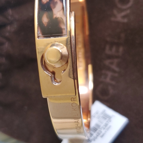 Michael Kors Heritage rose gold and tortoise bangle - Picture 3 of 5